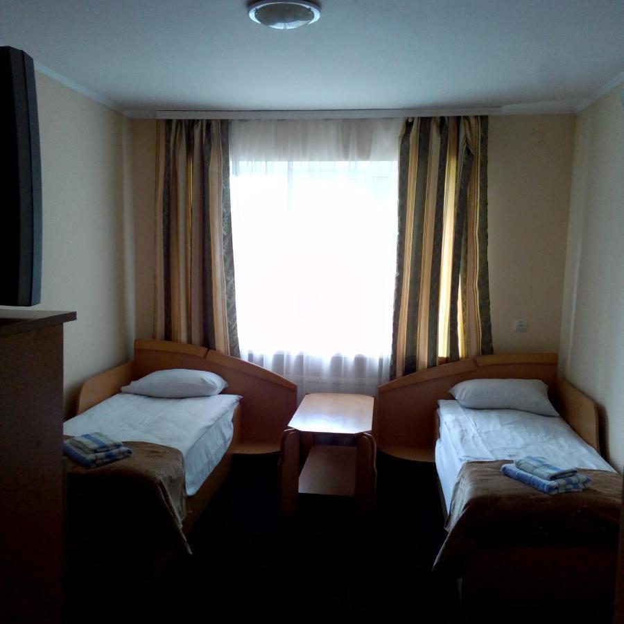 Malyvo Hotel Dilyatyn Zimmer foto