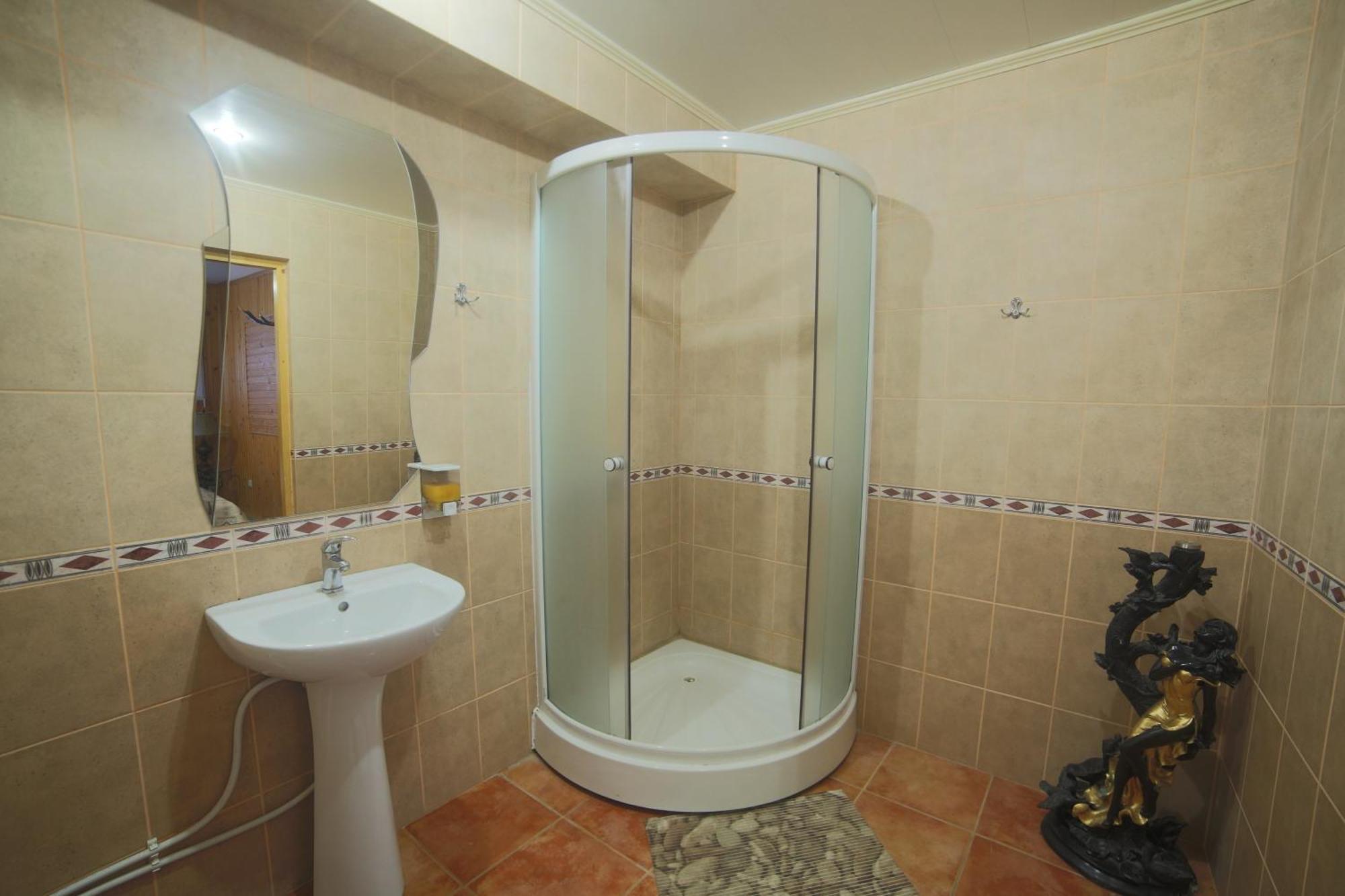 Malyvo Hotel Dilyatyn Zimmer foto