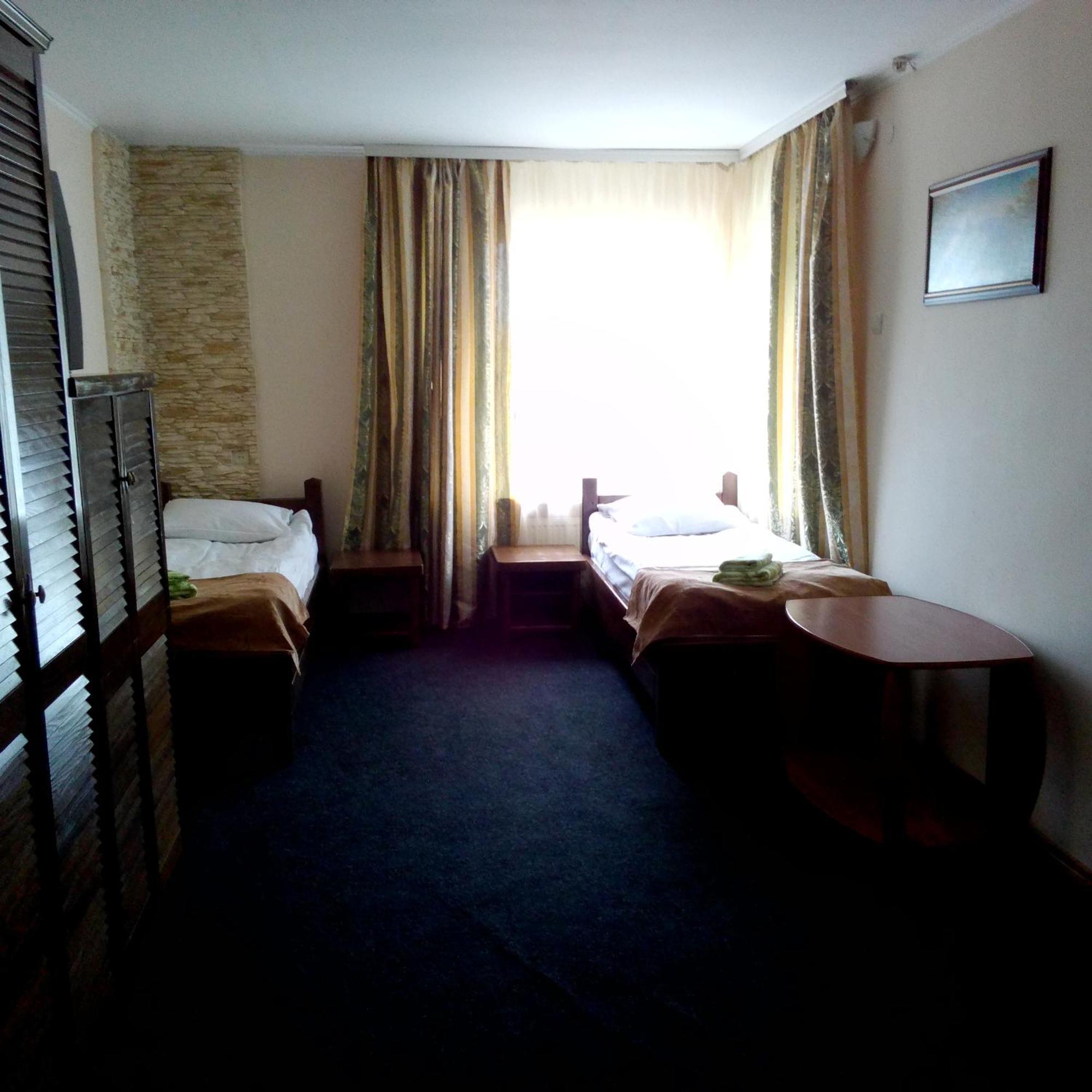 Malyvo Hotel Dilyatyn Zimmer foto